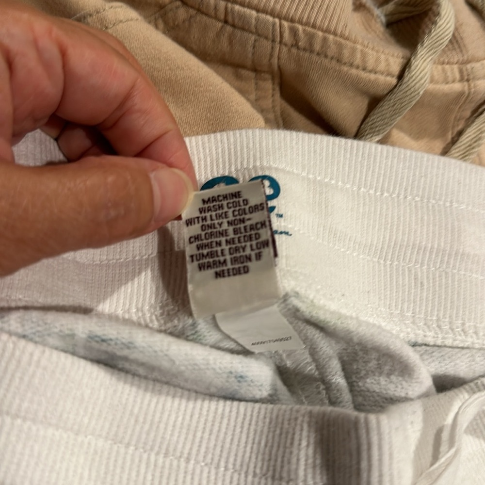 Shorts - Picture 7 of 7